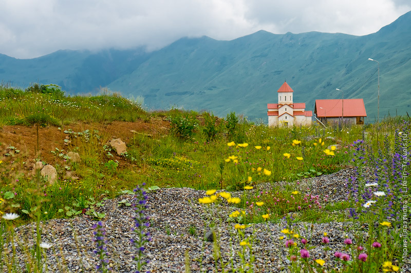 Горнолыжный курорт Гудаури, Грузия.jpg