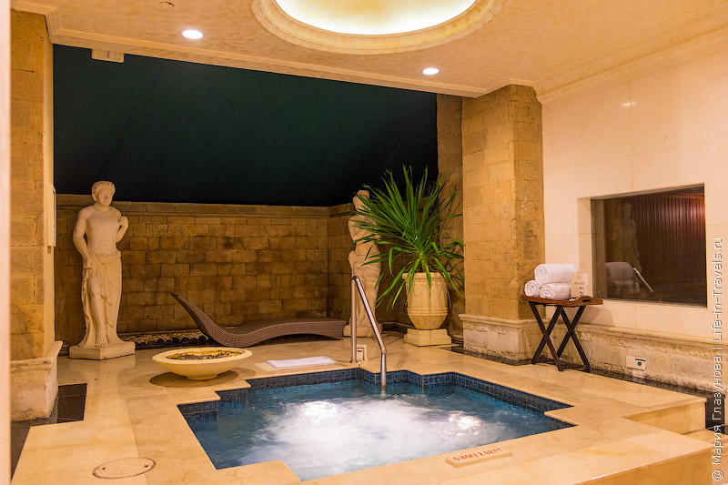 InterContinental Bali Resort – пятизвездочный отель в Джимбаране, Бали