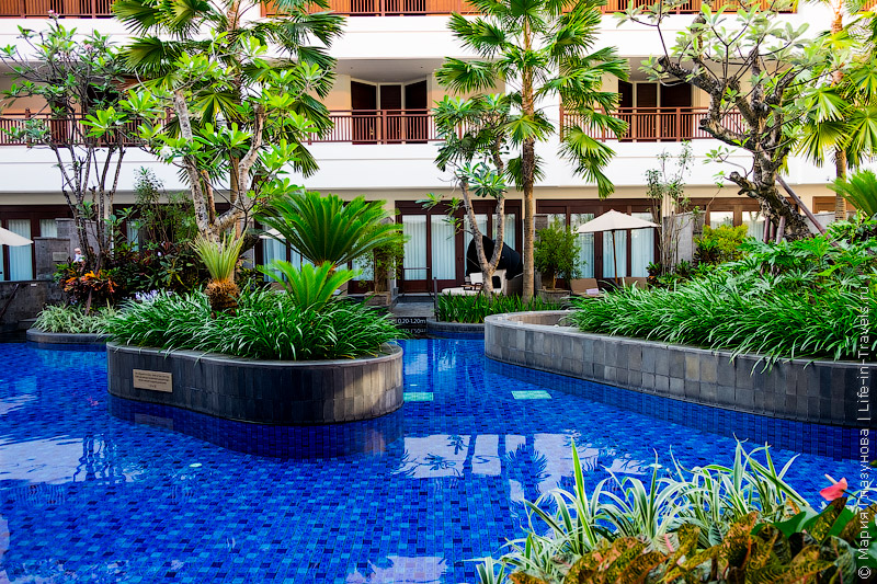 Holiday Inn Resort Bali Benoa – номера с выходом в лагуну-бассейн, Нуса Дуа, Бали Holiday Inn Resort Bali Benoa – номера с выходом в лагуну-бассейн, Нуса Дуа, Бали
