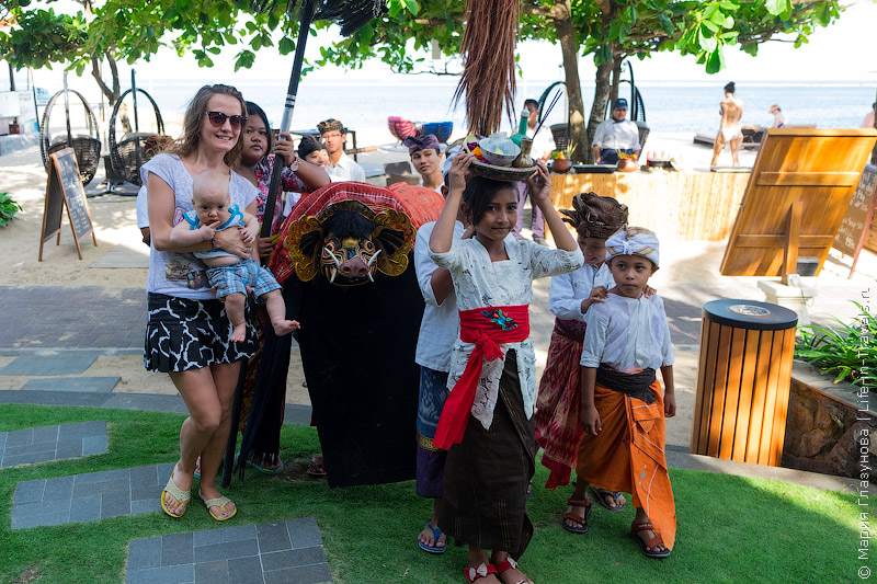 Holiday Inn Resort Bali Benoa – номера с выходом в лагуну-бассейн, Нуса Дуа, Бали Holiday Inn Resort Bali Benoa – номера с выходом в лагуну-бассейн, Нуса Дуа, Бали