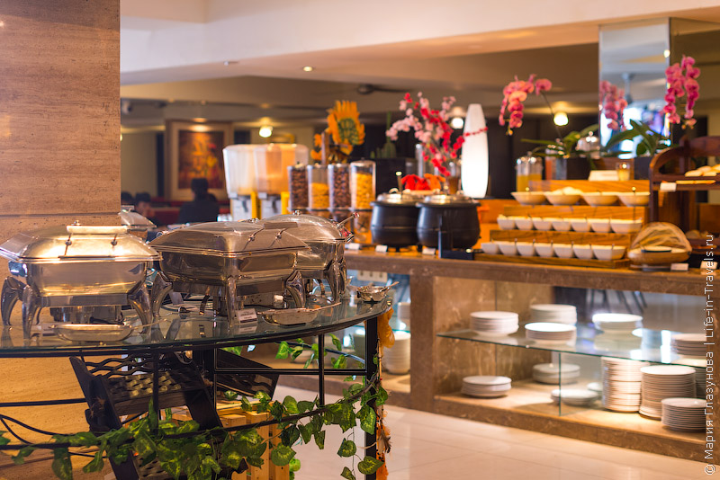 Отель Aston Kuta Hotel & Residence, Кута, Бали Отель Aston Kuta Hotel & Residence, Кута, Бали